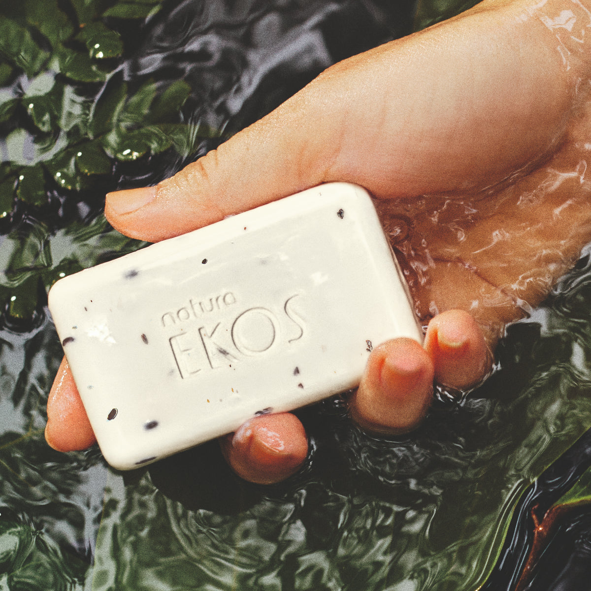 Natura Sabonete Ekos em Barra: Açaí ,Maracujá, Andiroba, Castanha (4x100g)